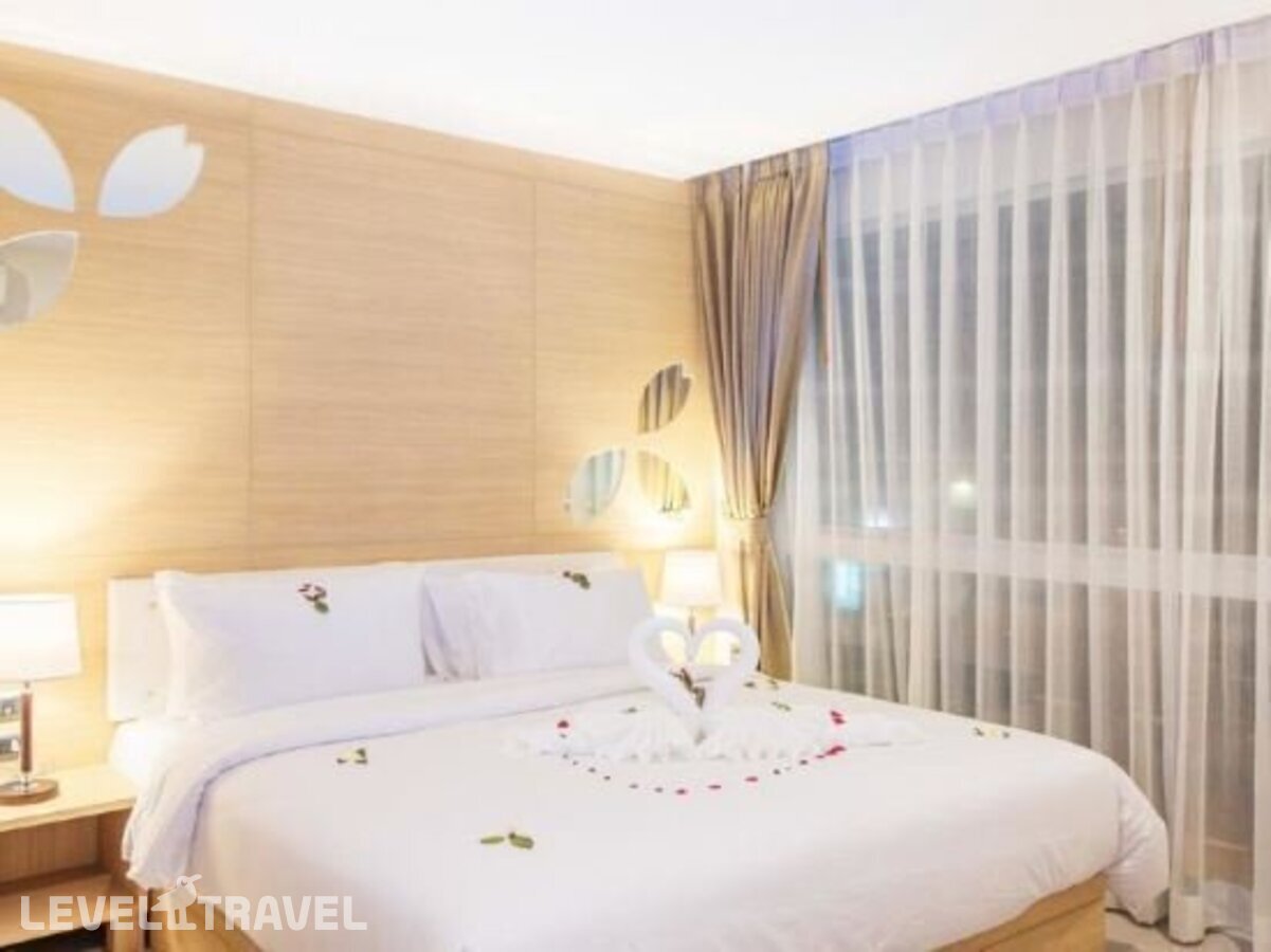 фотографии номера Делюкс отеля Clarion Hotel Patong (Ex.Araya Patong Beach Hotel) в Таиланд(Патонг Бич) - фото №8