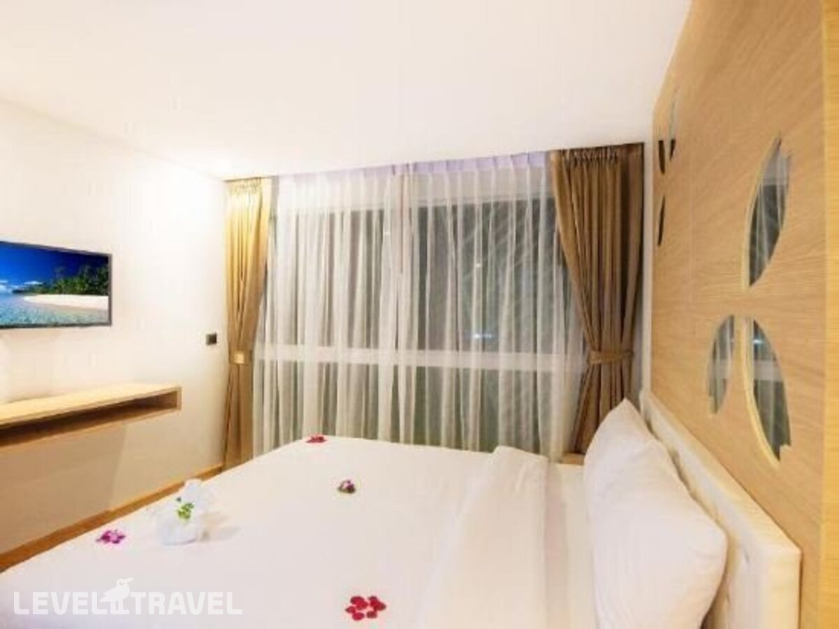фотографии номера Делюкс отеля Clarion Hotel Patong (Ex.Araya Patong Beach Hotel) в Таиланд(Патонг Бич) - фото №4