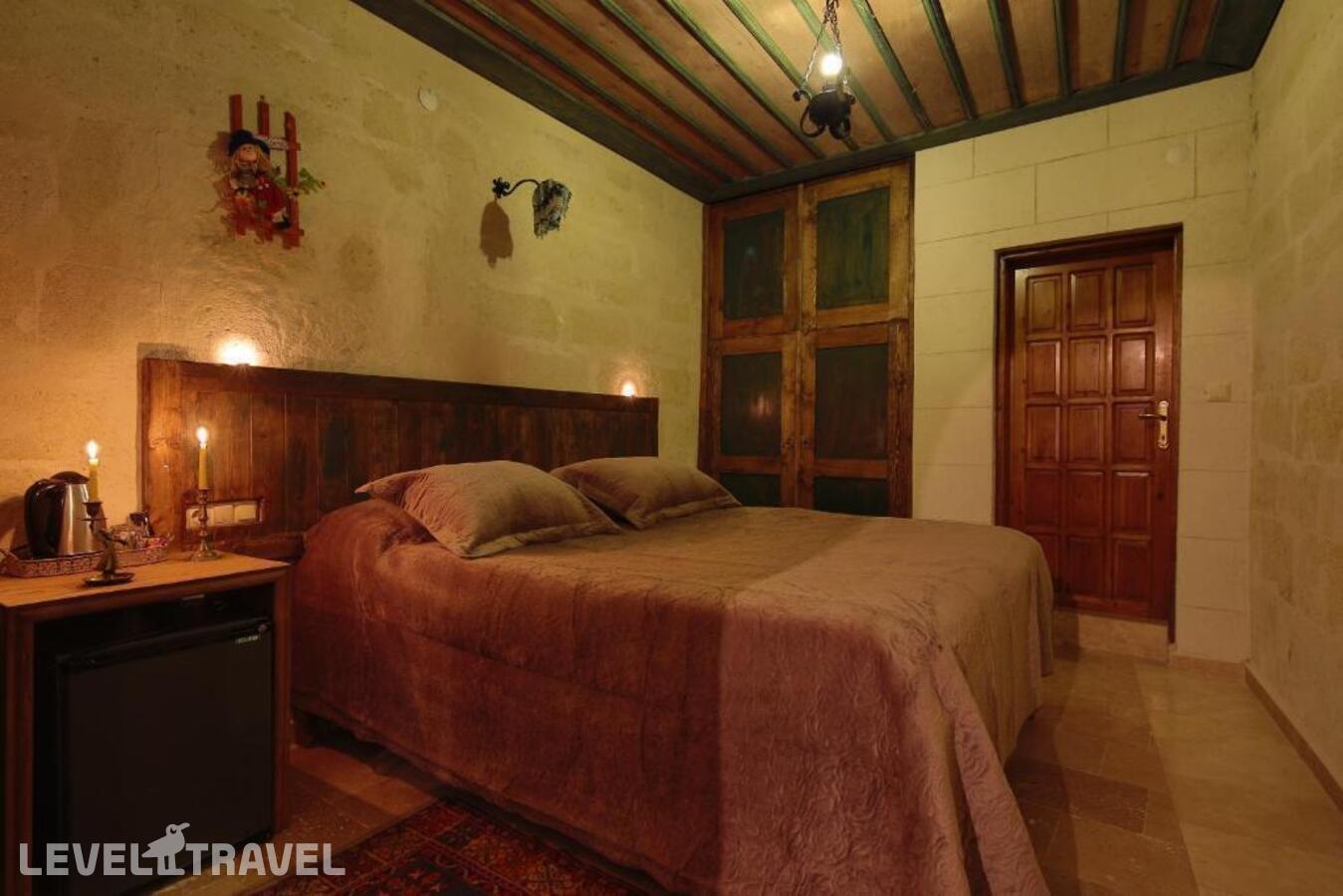 фотографии номера Семейный номер отеля Jerveni Cave Hotel в Турция(Ургюп) - фото №2