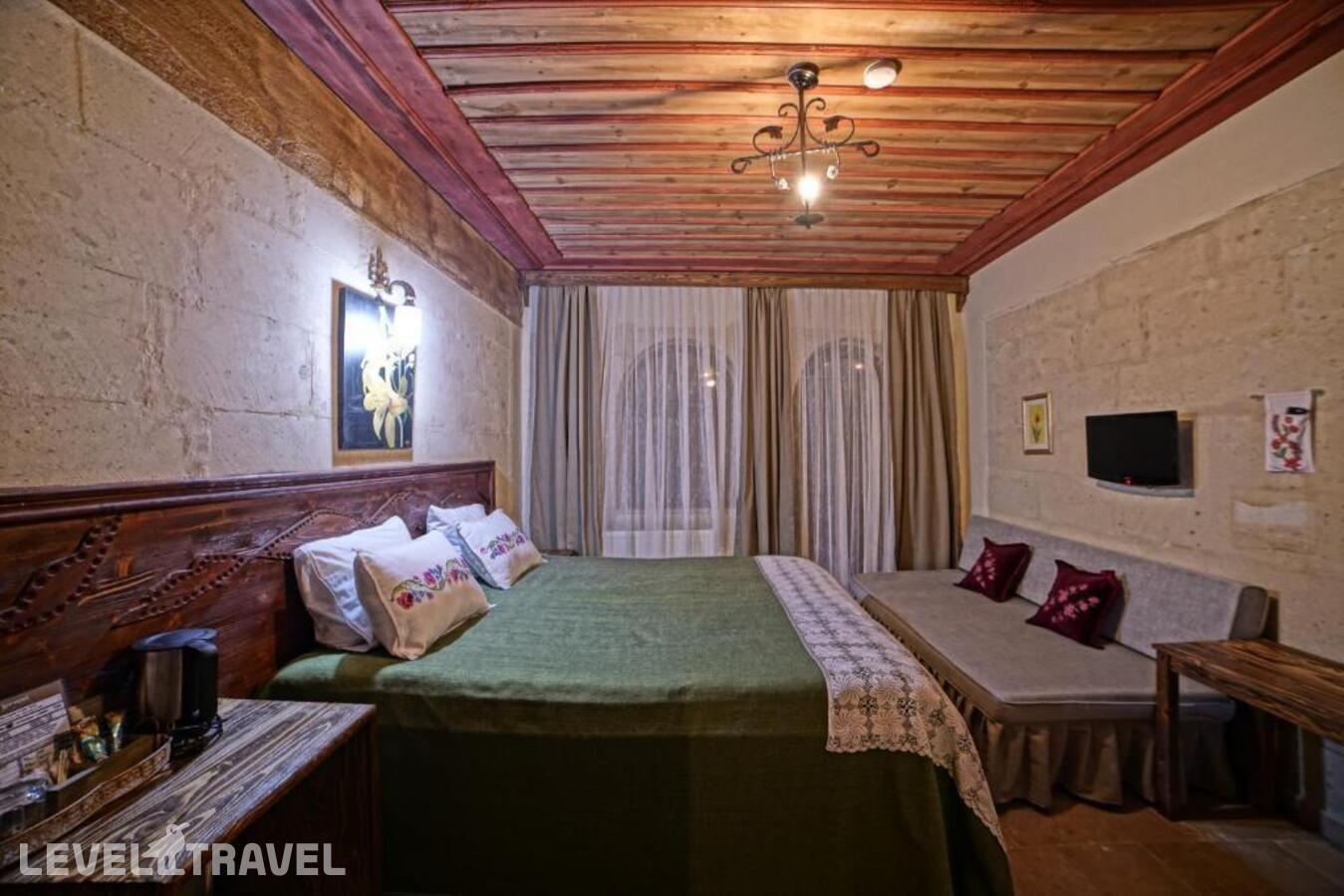 фотографии номера Стандартный номер отеля Jerveni Cave Hotel в Турция(Ургюп) - фото №6