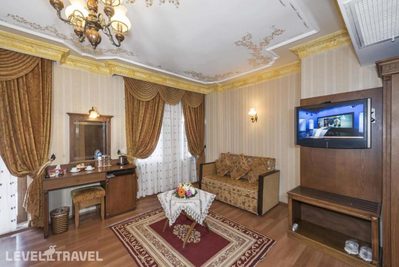 фотографии номера Люкс с балконом отеля Sevenhills Hotel в Турция(Султанахмет) - фото №2