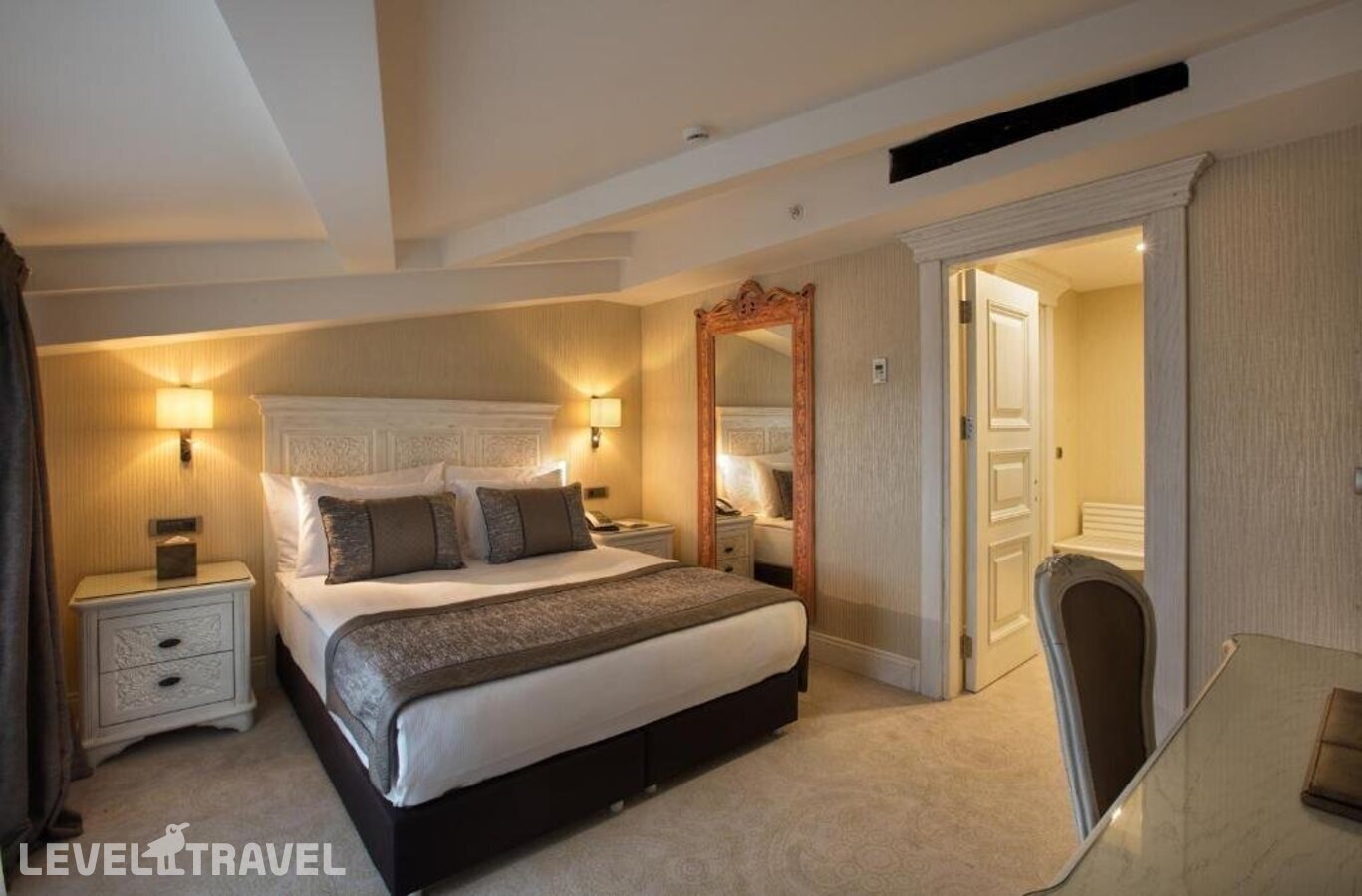 фотографии номера Люкс с балконом отеля Ottomans Life Hotel Deluxe в Турция(Фатих) - фото №3