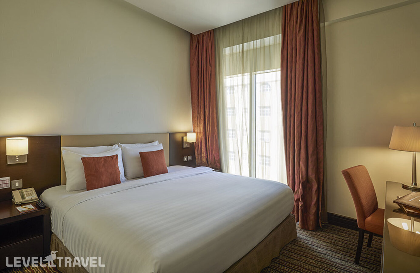 фотографии номера Представительский люкс отеля Safir Hotel Doha в Катар(Доха) - фото №1