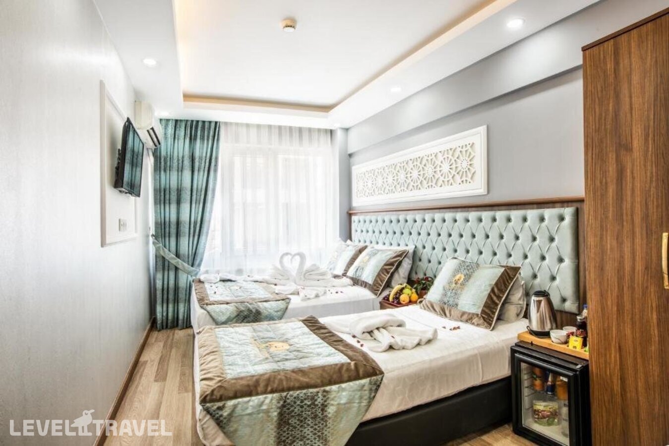 фотографии номера Четырехместный номер отеля Istanbul Sirkeci Hotel в Турция(Сиркеджи) - фото №12