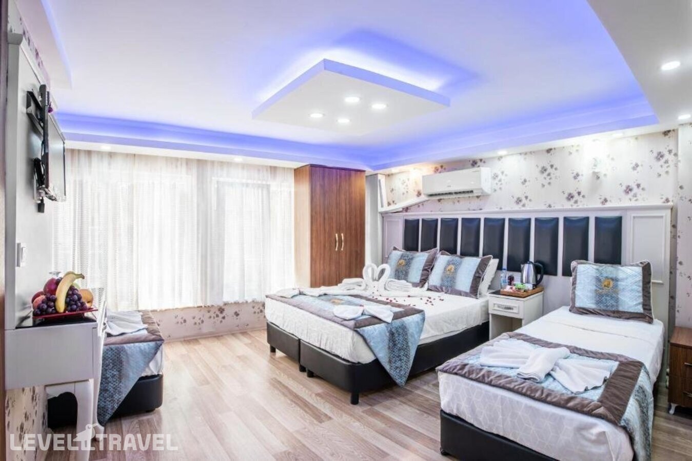 фотографии номера Четырехместный номер отеля Istanbul Sirkeci Hotel в Турция(Сиркеджи) - фото №9