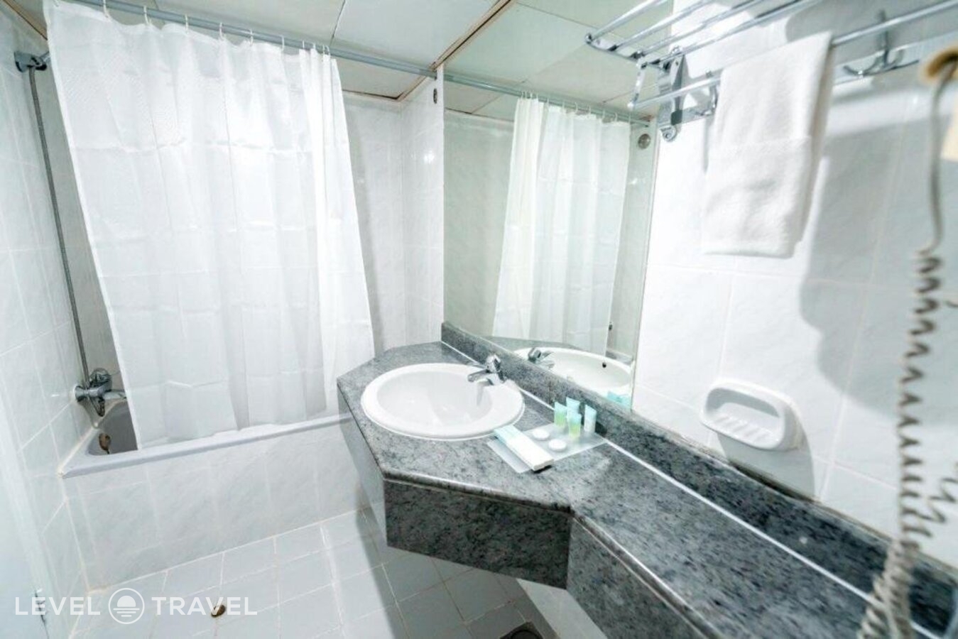фотографии номера Трехместный номер отеля Sun & Sands Hotel Down Town в ОАЭ(Дейра) - фото №11