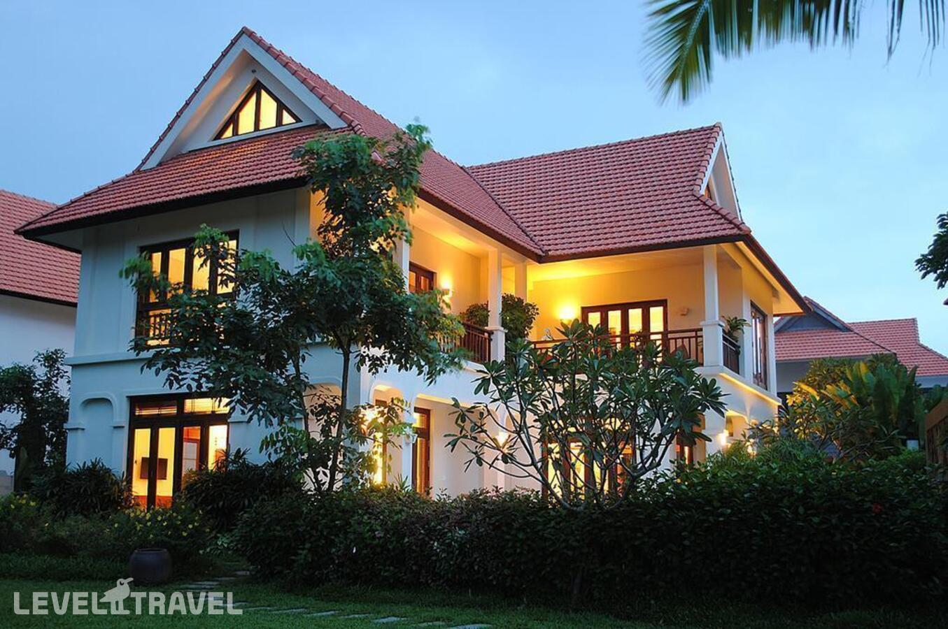 фотографии номера Вилла с частным бассейном (2 спальни) отеля Furama Resort Danang в Вьетнам(Дананг) - фото №3