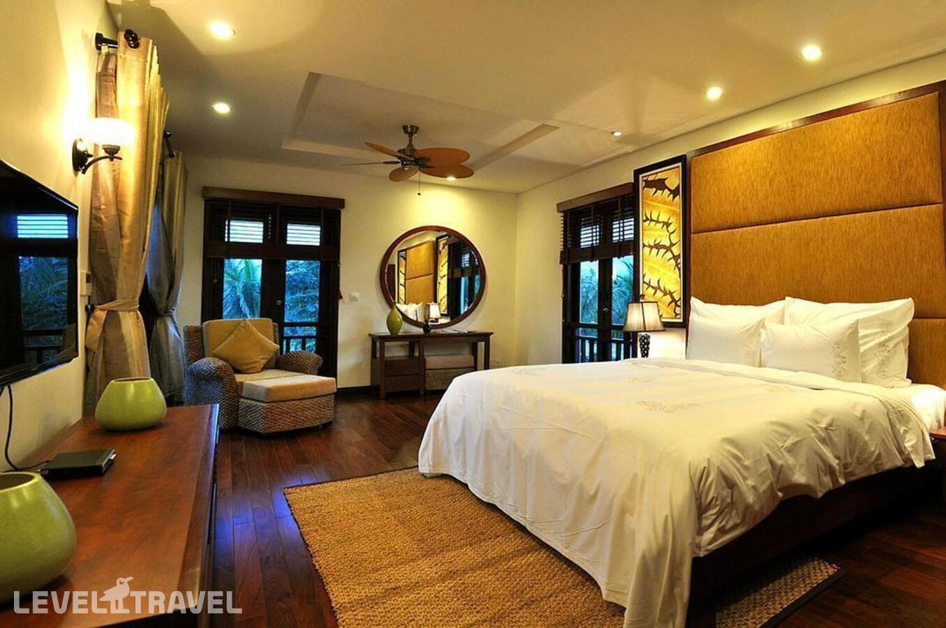 фотографии номера Вилла с частным бассейном (2 спальни) отеля Furama Resort Danang в Вьетнам(Дананг) - фото №1