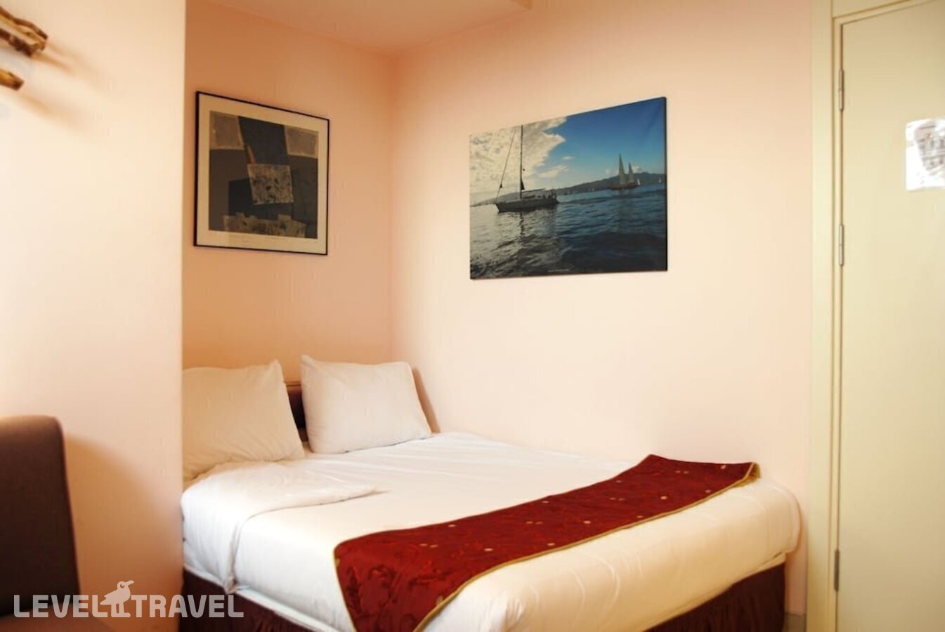 фотографии номера Экономичный номер отеля Han Hotel в Турция(Бахчелиэвлер) - фото №7