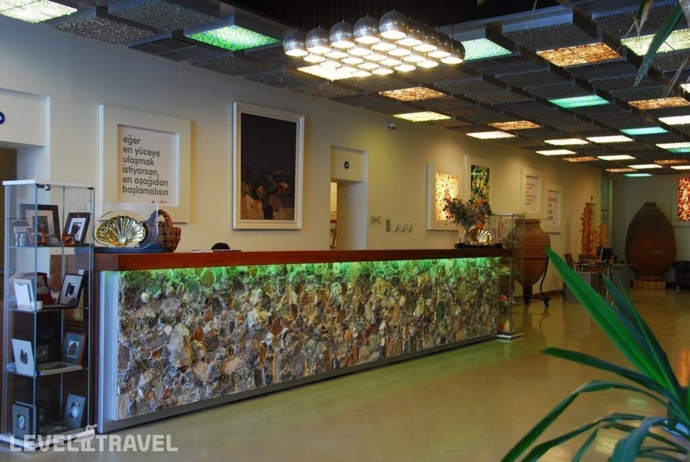 фотографии номера Экономичный номер отеля Han Hotel в Турция(Бахчелиэвлер) - фото №4