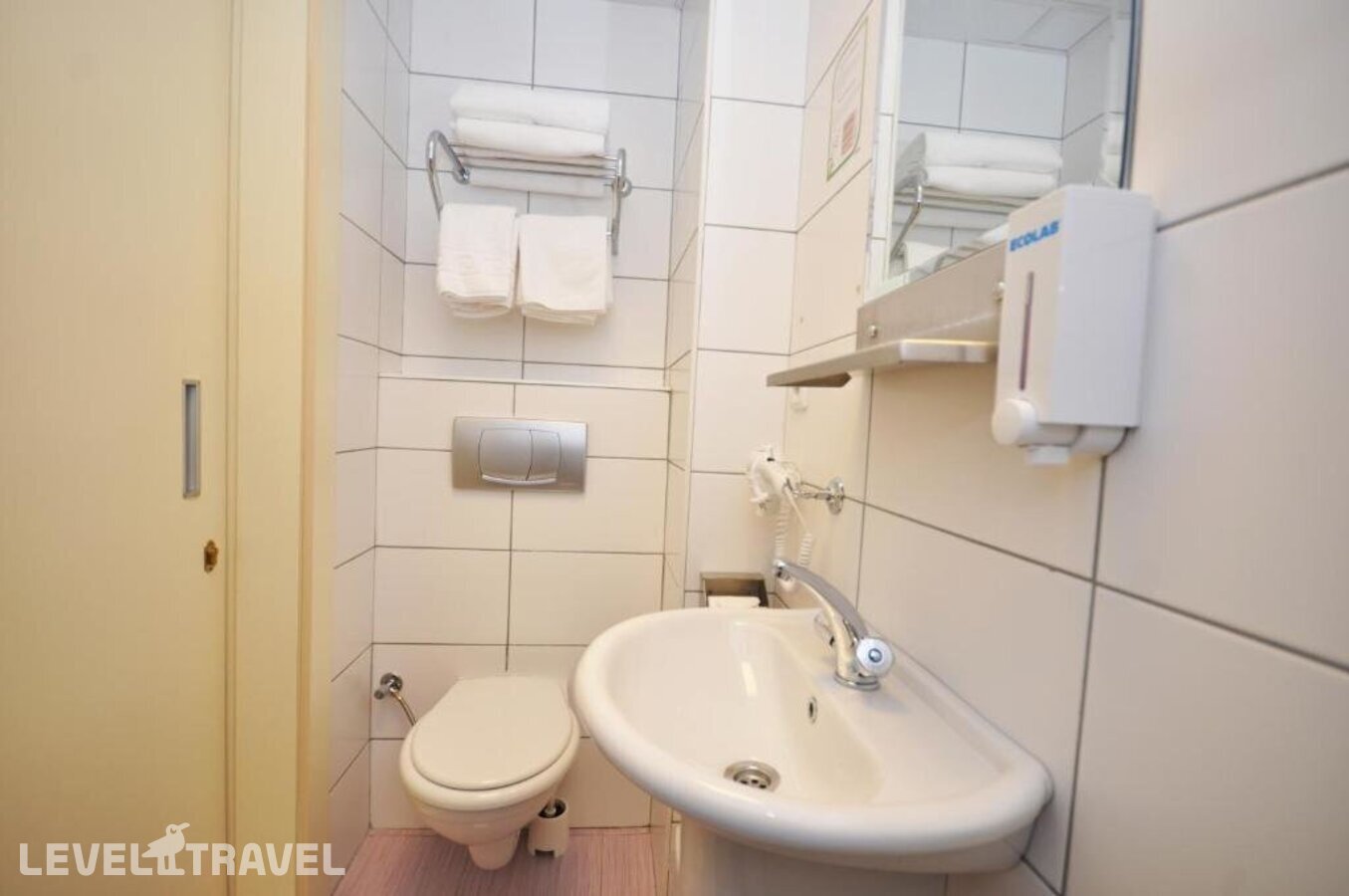 фотографии номера Одноместный номер отеля Han Hotel в Турция(Бахчелиэвлер) - фото №7