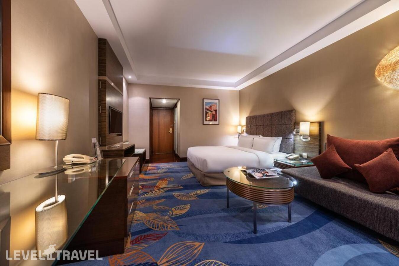 фотографии номера Номер Премьер отеля Peace Hotel Beijing в Китай(Пекин) - фото №1