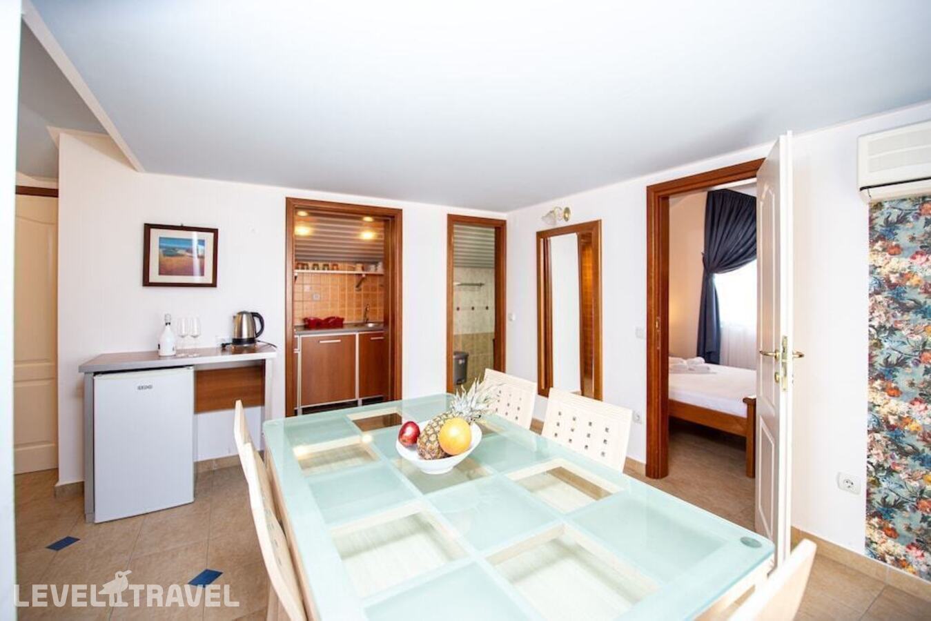 фотографии номера Улучшенные апартаменты с балконом отеля Apartment Tanja Rafailovic в Черногория(Рафаиловичи) - фото №11