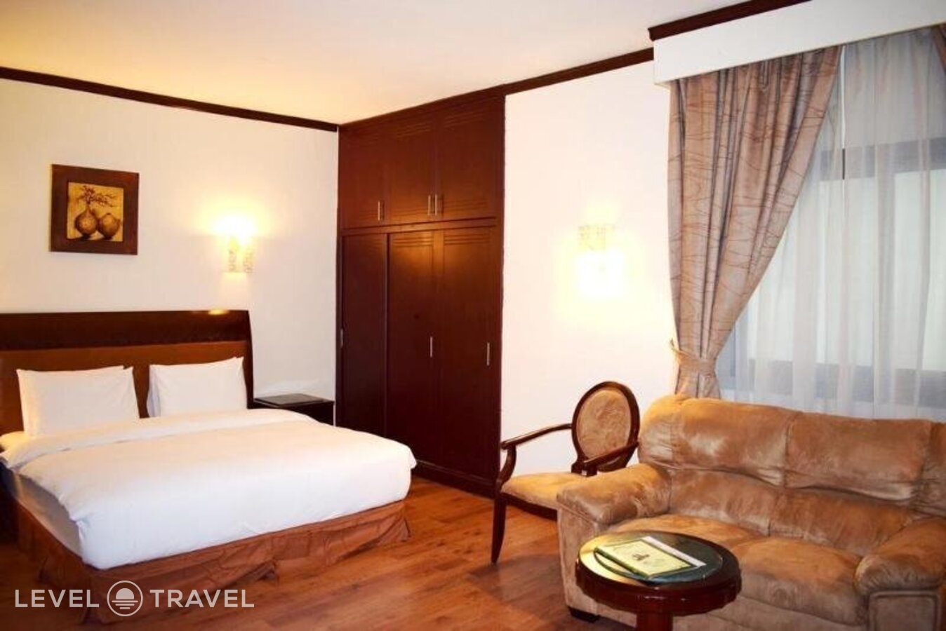 фотографии номера Стандартный номер отеля Royal Tulip Sharjah Hotel Apartments в ОАЭ(Шарджа) - фото №4
