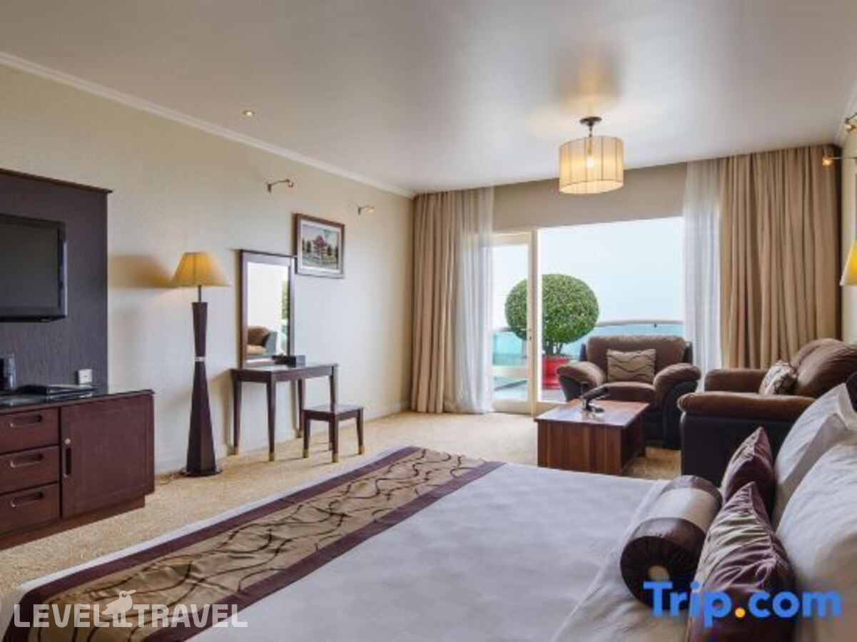 фотографии номера Делюкс с видом на бассейн отеля Sea Links Beach Hotel в Вьетнам(Муйне) - фото №24
