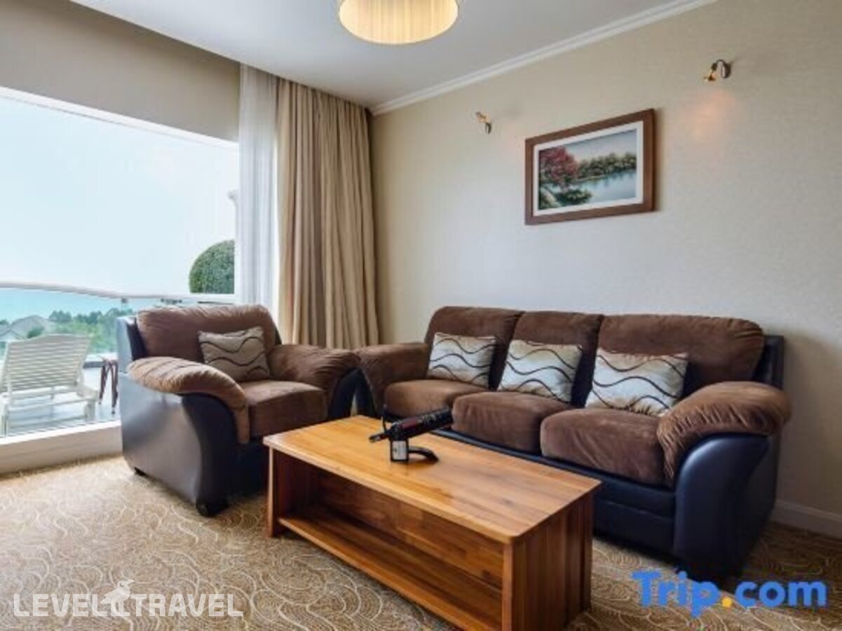 фотографии номера Делюкс с видом на бассейн отеля Sea Links Beach Hotel в Вьетнам(Муйне) - фото №19