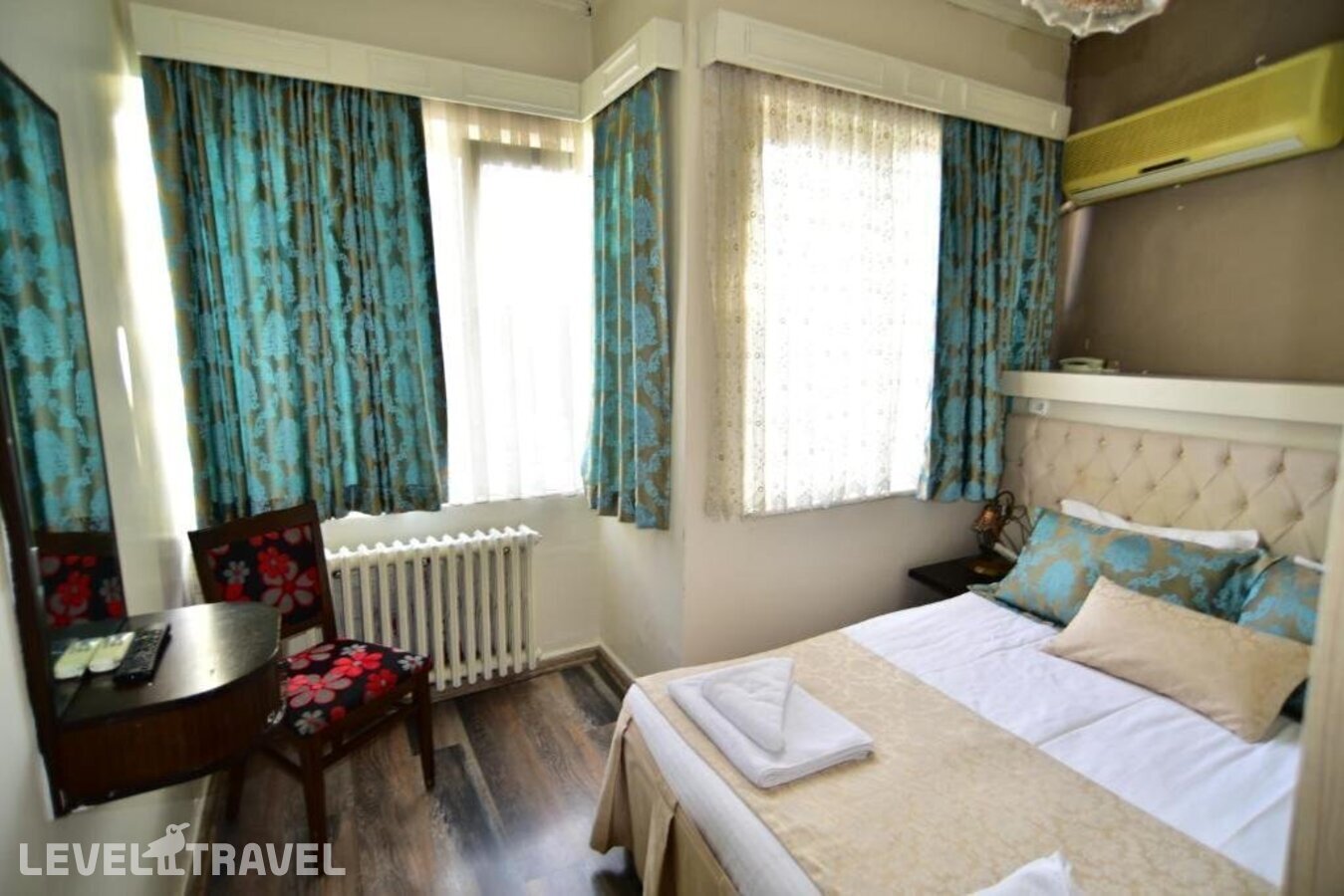 фотографии номера Семейный с балконом отеля Hotel Han в Турция(Султанахмет) - фото №2