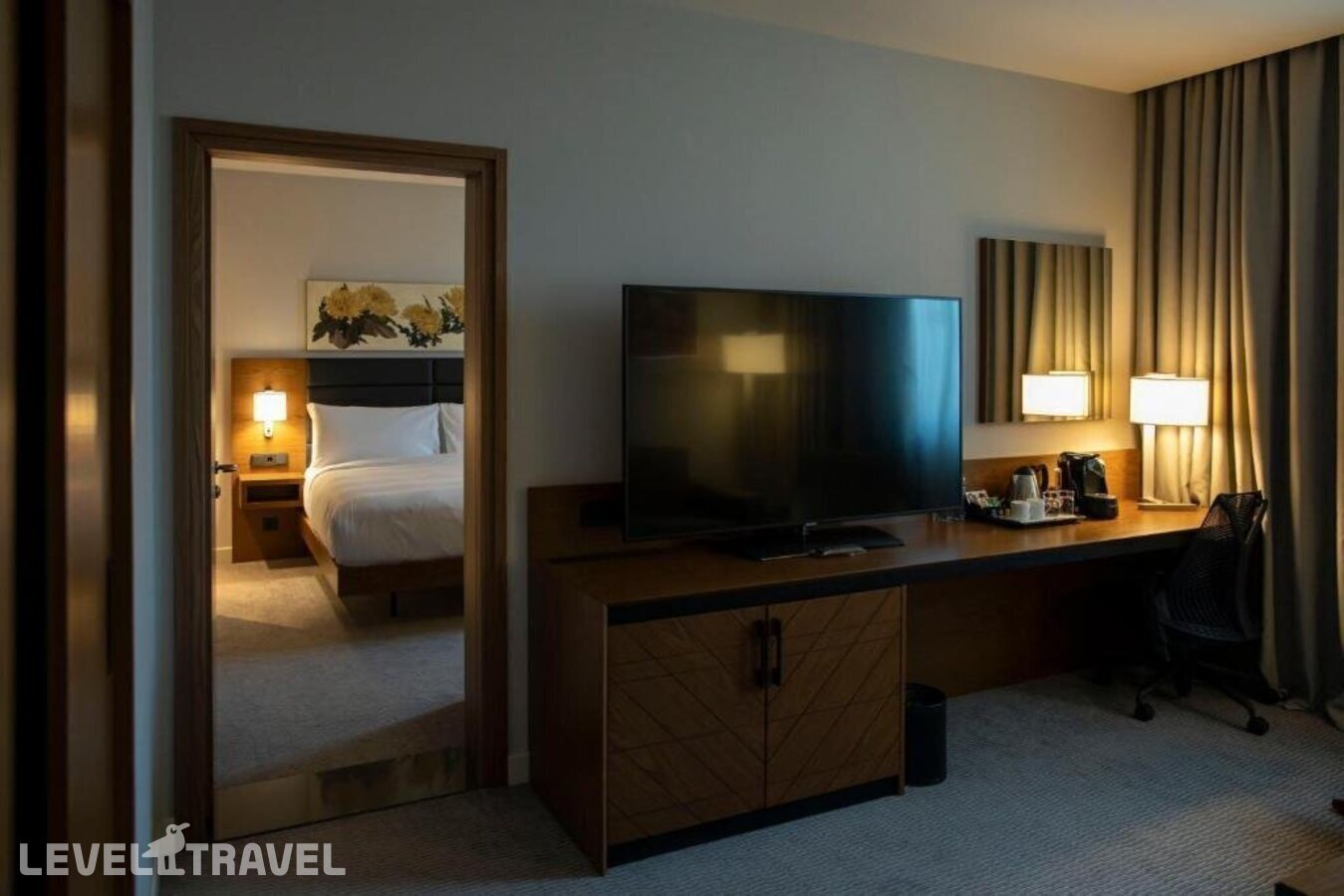 фотографии номера Люкс отеля Hilton Garden Inn Tbilisi Chavchavadze в Грузия(Тбилиси) - фото №1