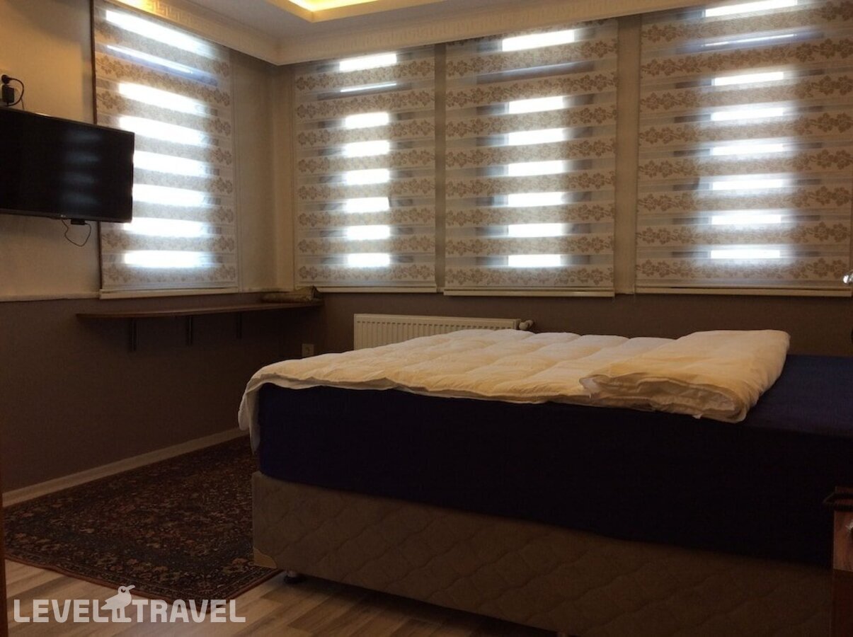 фотографии номера Люкс роскошный отеля Hotel Yonca в Турция(Таксим) - фото №2