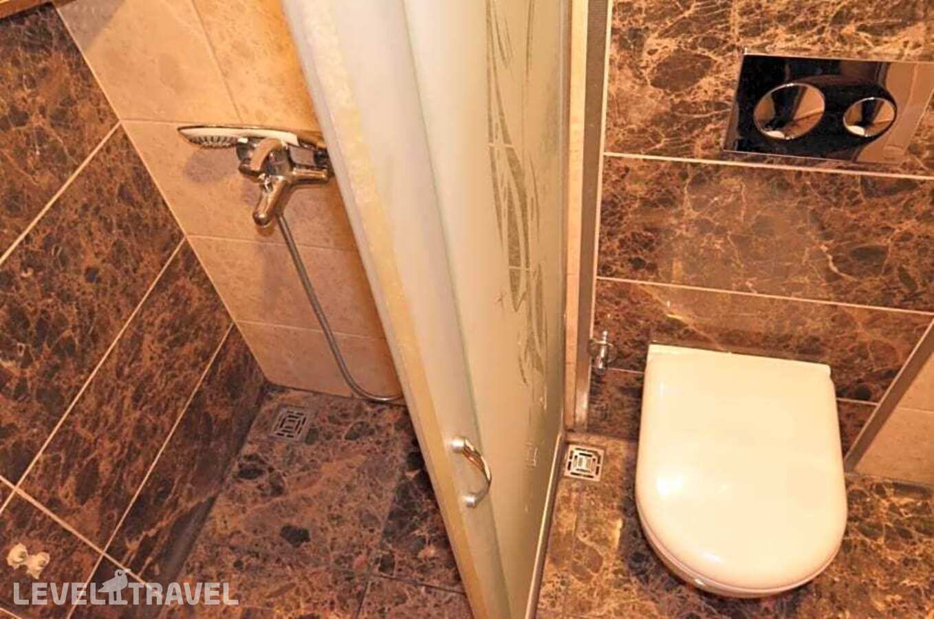 фотографии номера Трехместный номер отеля Hotel Yonca в Турция(Таксим) - фото №6