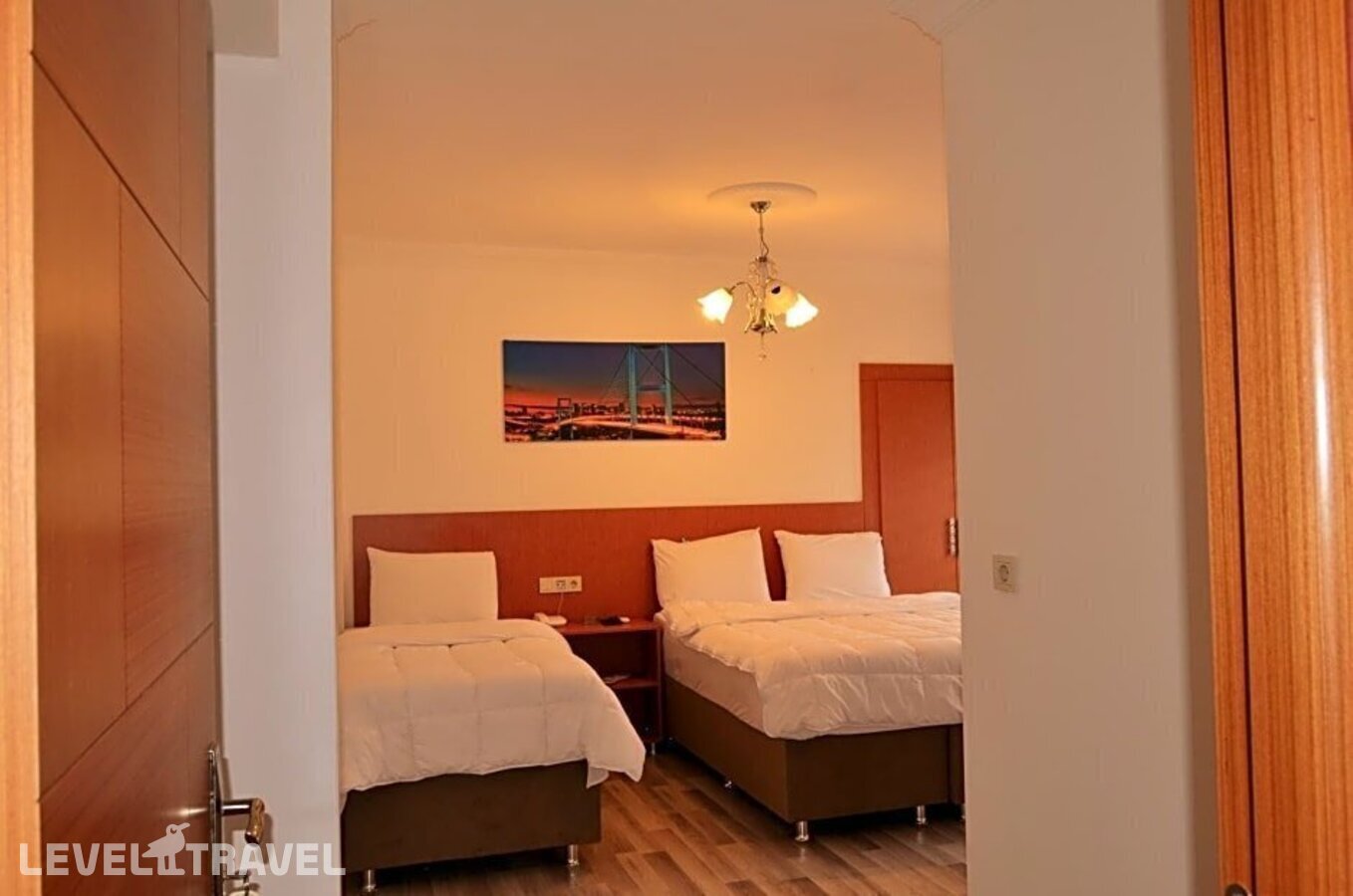 фотографии номера Семейный делюкс отеля Hotel Yonca в Турция(Таксим) - фото №2