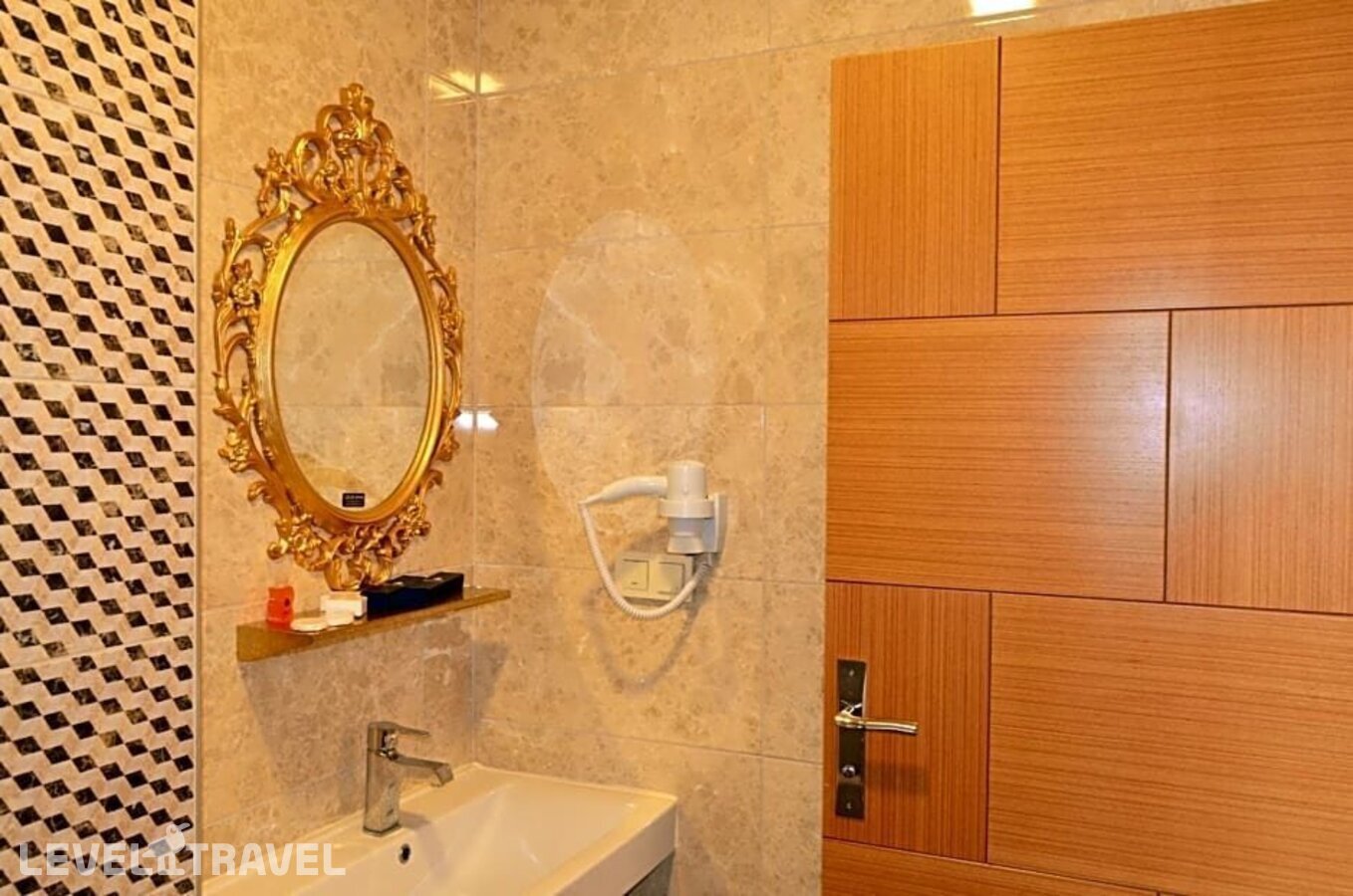 фотографии номера Семейный делюкс отеля Hotel Yonca в Турция(Таксим) - фото №11