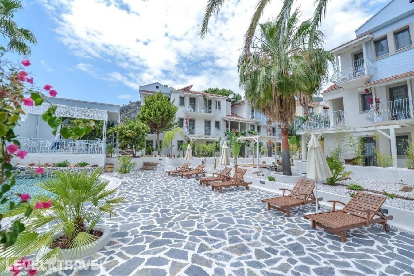 фотографии номера Стандартный номер отеля Salonika Suites в Турция(Олюдениз) - фото №3