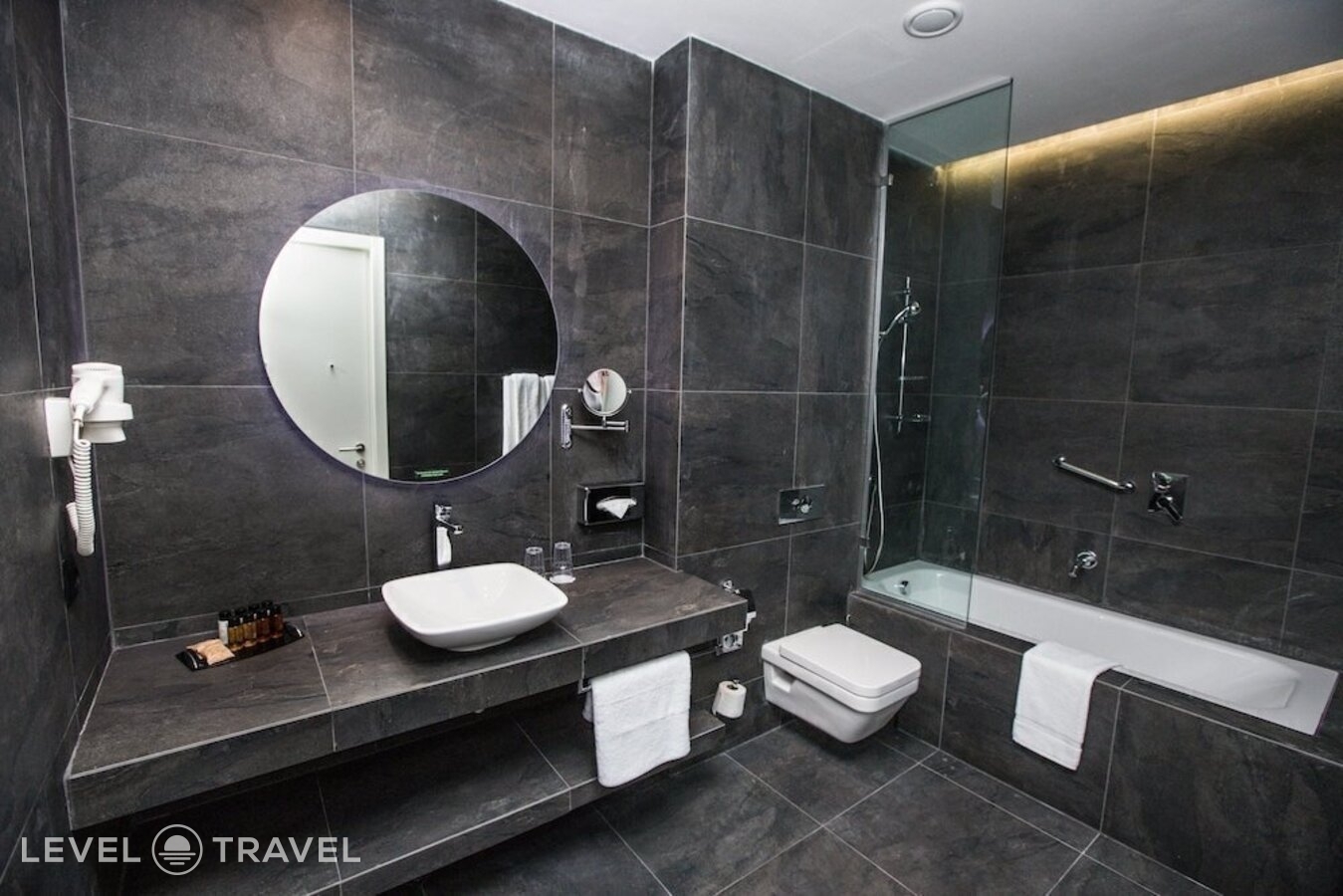 фотографии номера Премиум отеля Holiday Inn Telavi, IHG Hotel в Грузия(Телави) - фото №2