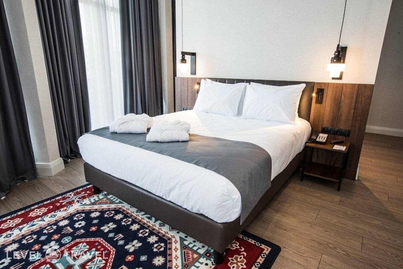 фотографии номера Премиум отеля Holiday Inn Telavi, IHG Hotel в Грузия(Телави) - фото №6
