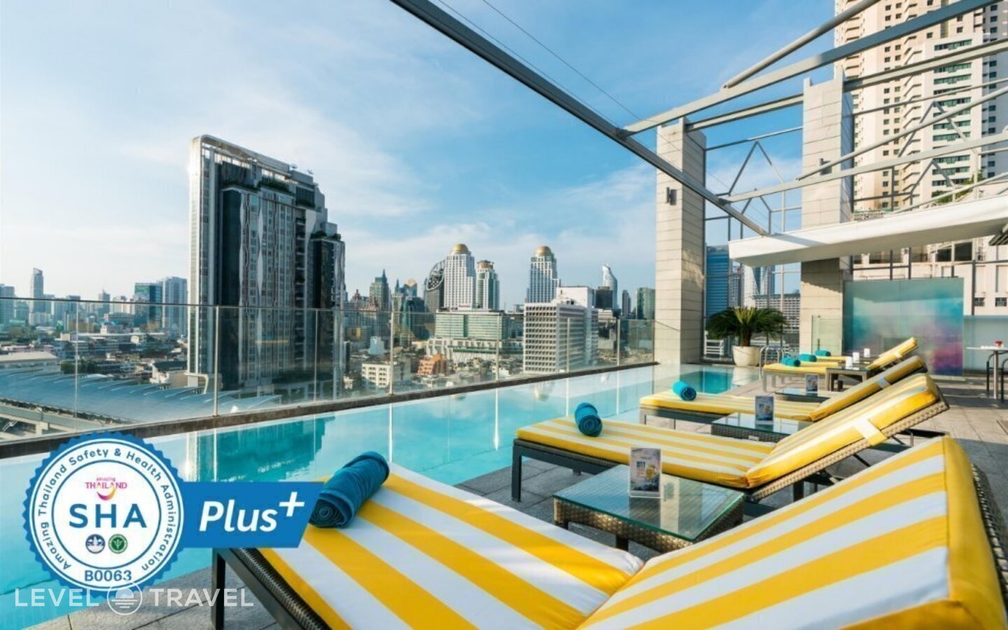 фотографии номера Улучшенный номер отеля Akara Hotel Bangkok в Таиланд(Бангкок) - фото №1