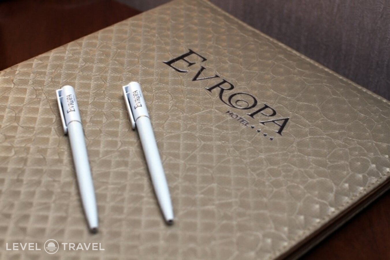 фотографии номера Люкс отеля Evropa Hotel (Европа) в Киргизия(Бишкек) - фото №1