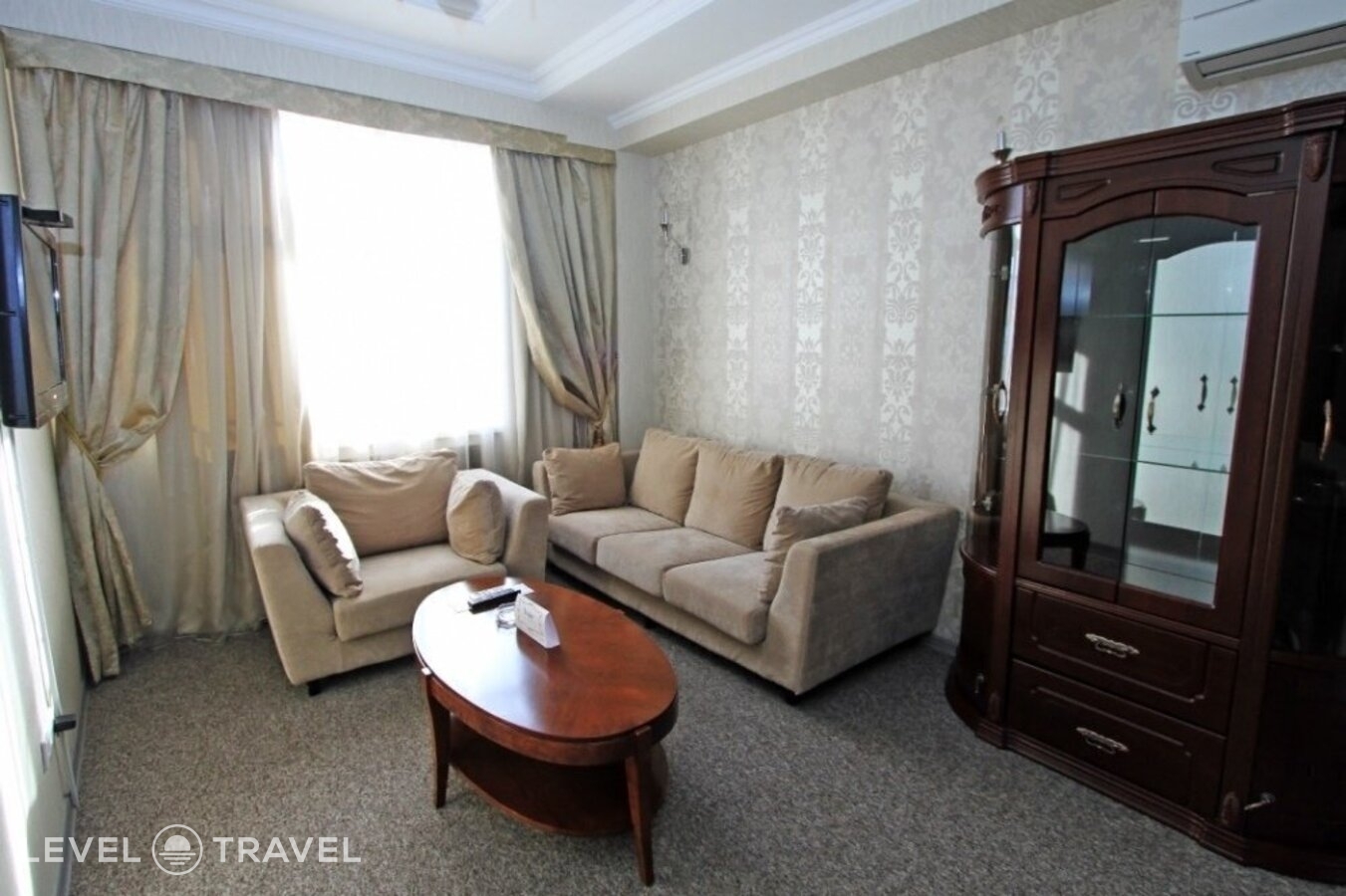 фотографии номера Люкс отеля Evropa Hotel (Европа) в Киргизия(Бишкек) - фото №3