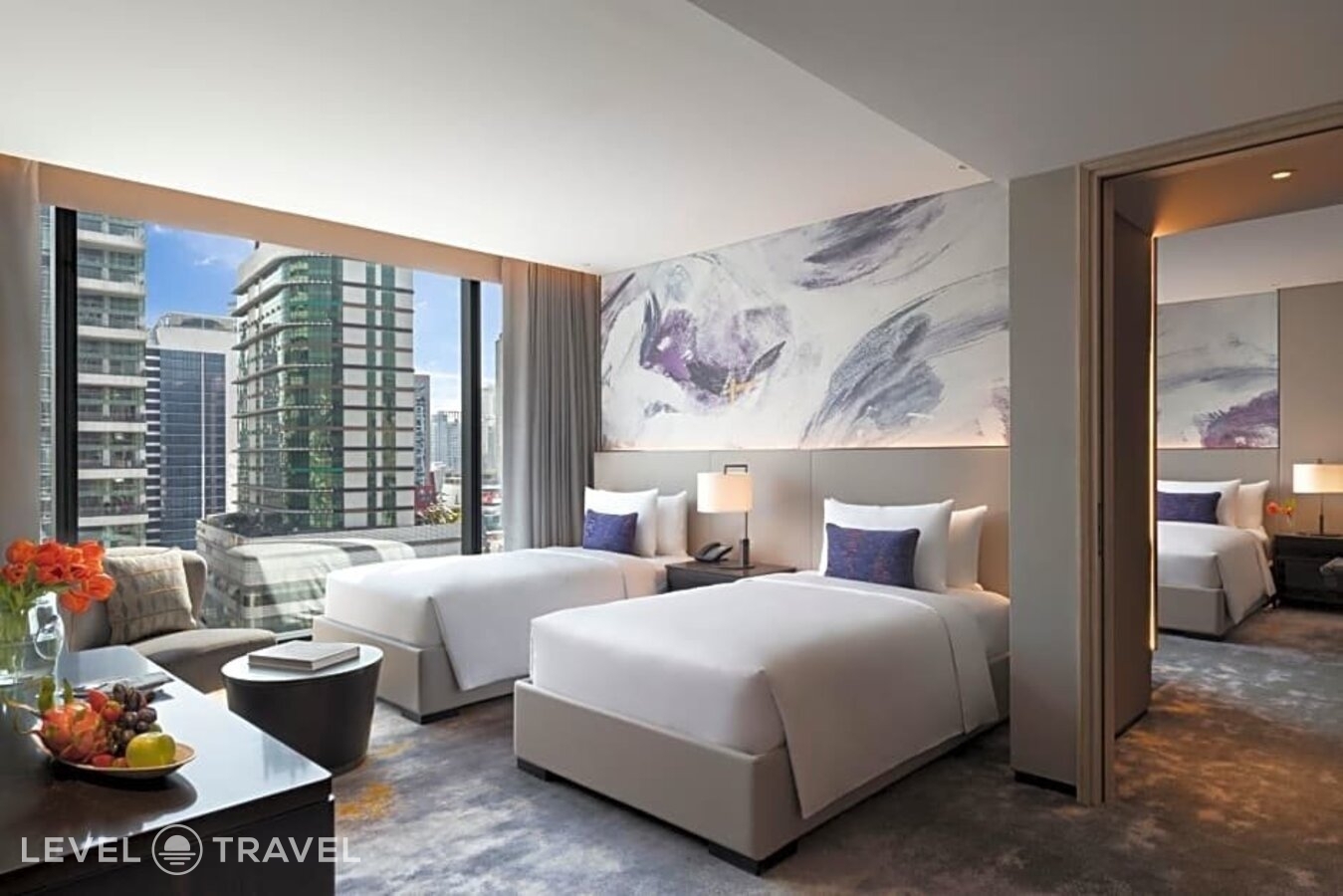 фотографии номера Семейный номер отеля Manhattan Bangkok в Таиланд(Бангкок) - фото №2