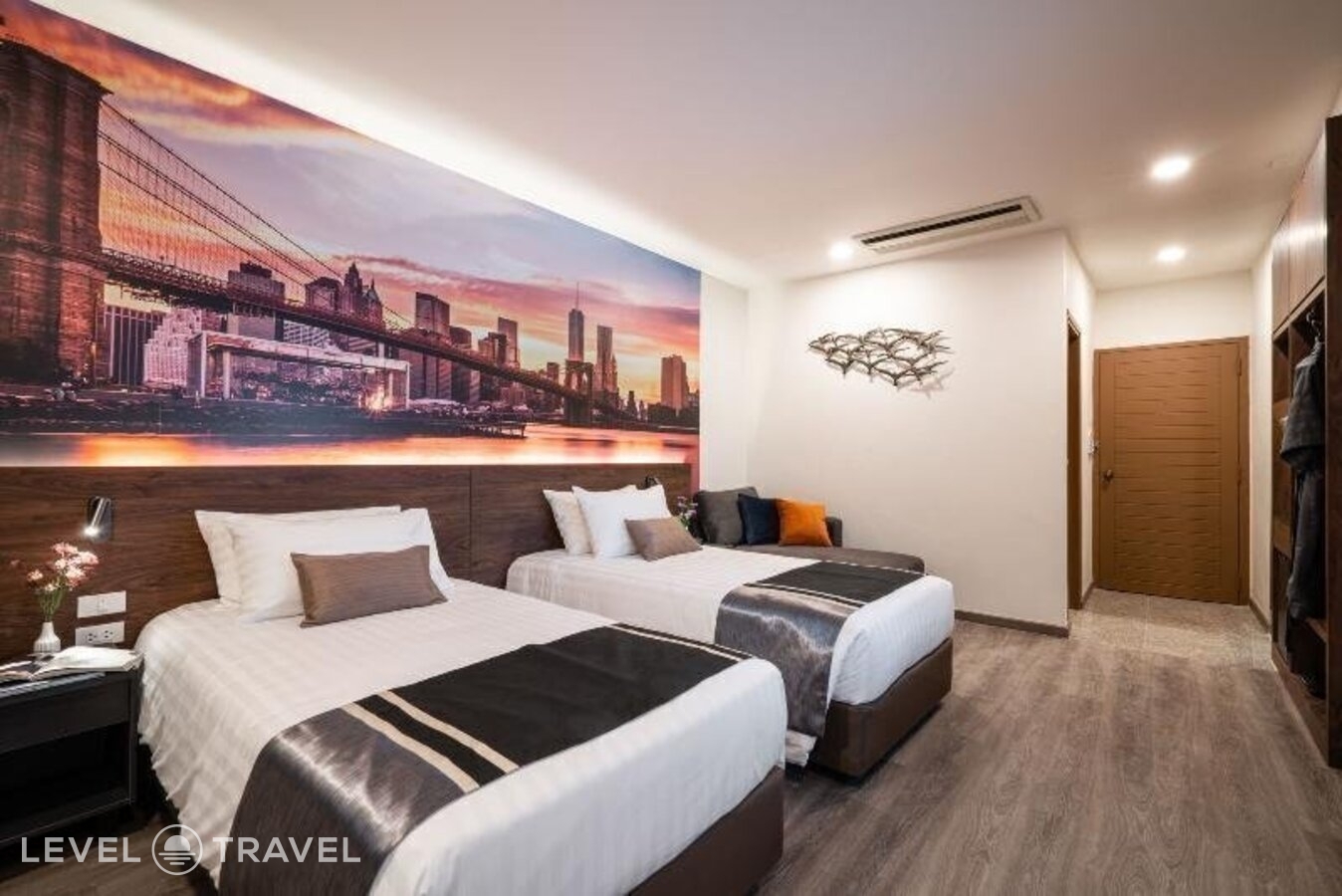 фотографии номера Делюкс отеля Manhattan Bangkok в Таиланд(Бангкок) - фото №7