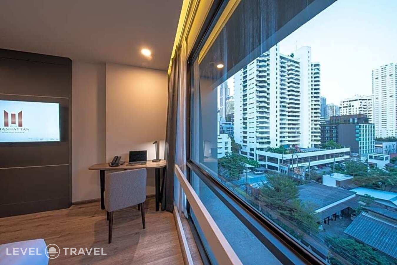 фотографии номера Улучшенный номер отеля Manhattan Bangkok в Таиланд(Бангкок) - фото №9
