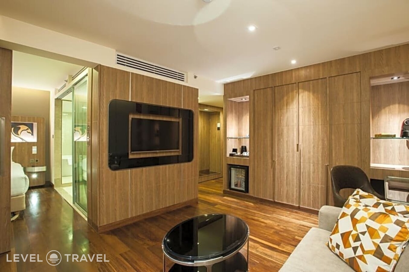 фотографии номера Люкс отеля Novotel Bangkok Sukhumvit 20 в Таиланд(Бангкок) - фото №8