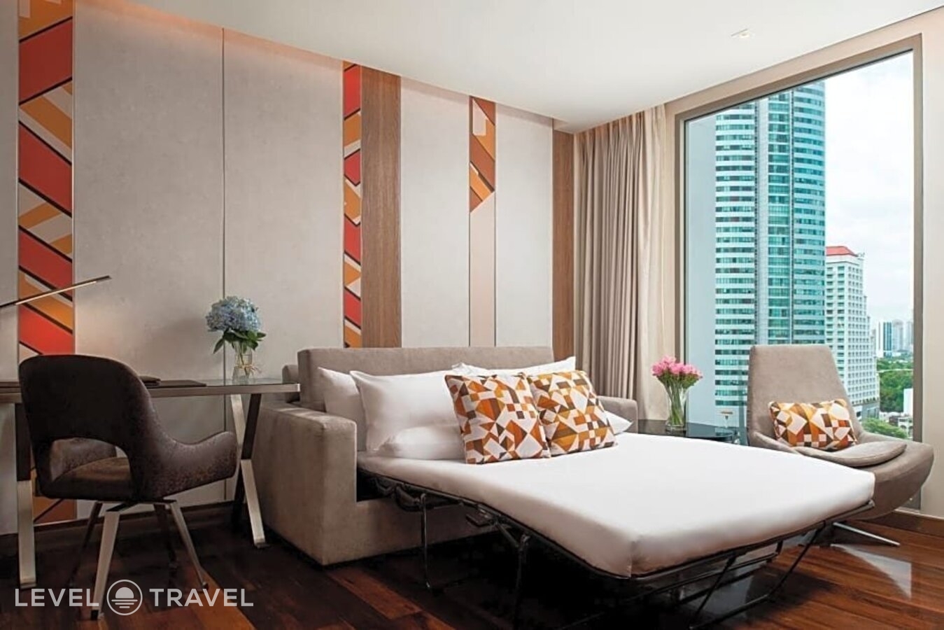 фотографии номера Люкс отеля Novotel Bangkok Sukhumvit 20 в Таиланд(Бангкок) - фото №5