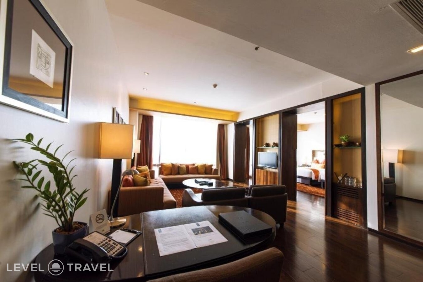 фотографии номера Люкс роскошный отеля VIE Hotel Bangkok - MGallery в Таиланд(Бангкок) - фото №4