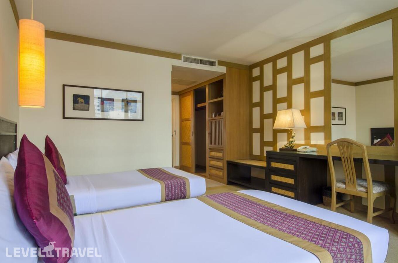 фотографии номера Делюкс отеля The Tarntawan Hotel Surawong Bangkok в Таиланд(Бангкок) - фото №5