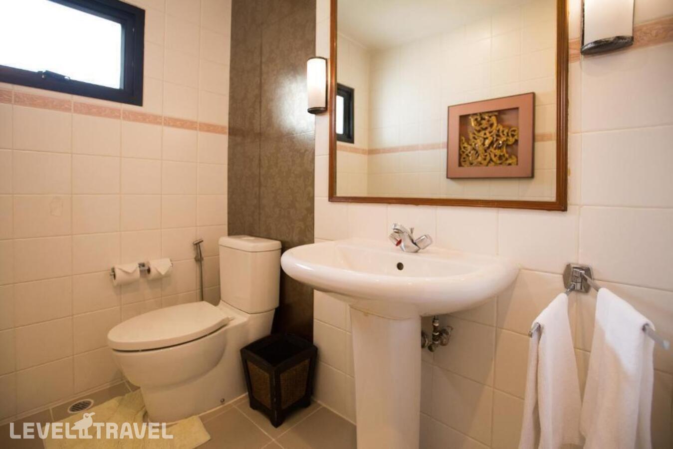 фотографии номера Люкс отеля The Tarntawan Hotel Surawong Bangkok в Таиланд(Бангкок) - фото №12