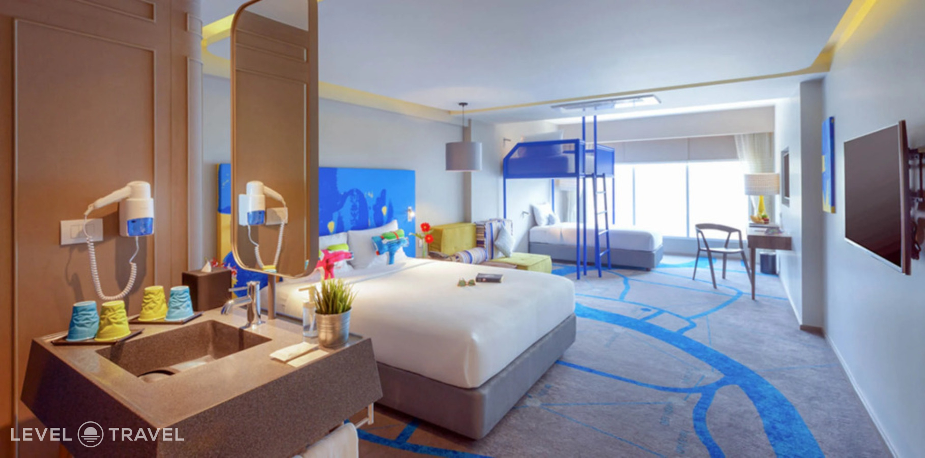 фотографии номера Семейный номер отеля ibis Styles Bangkok Khaosan Viengtai в Таиланд(Бангкок) - фото №2