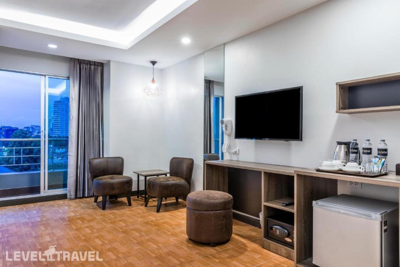 фотографии номера Семейный номер отеля Livotel Hotel Hua Mak Bangkok в Таиланд(Бангкок) - фото №4