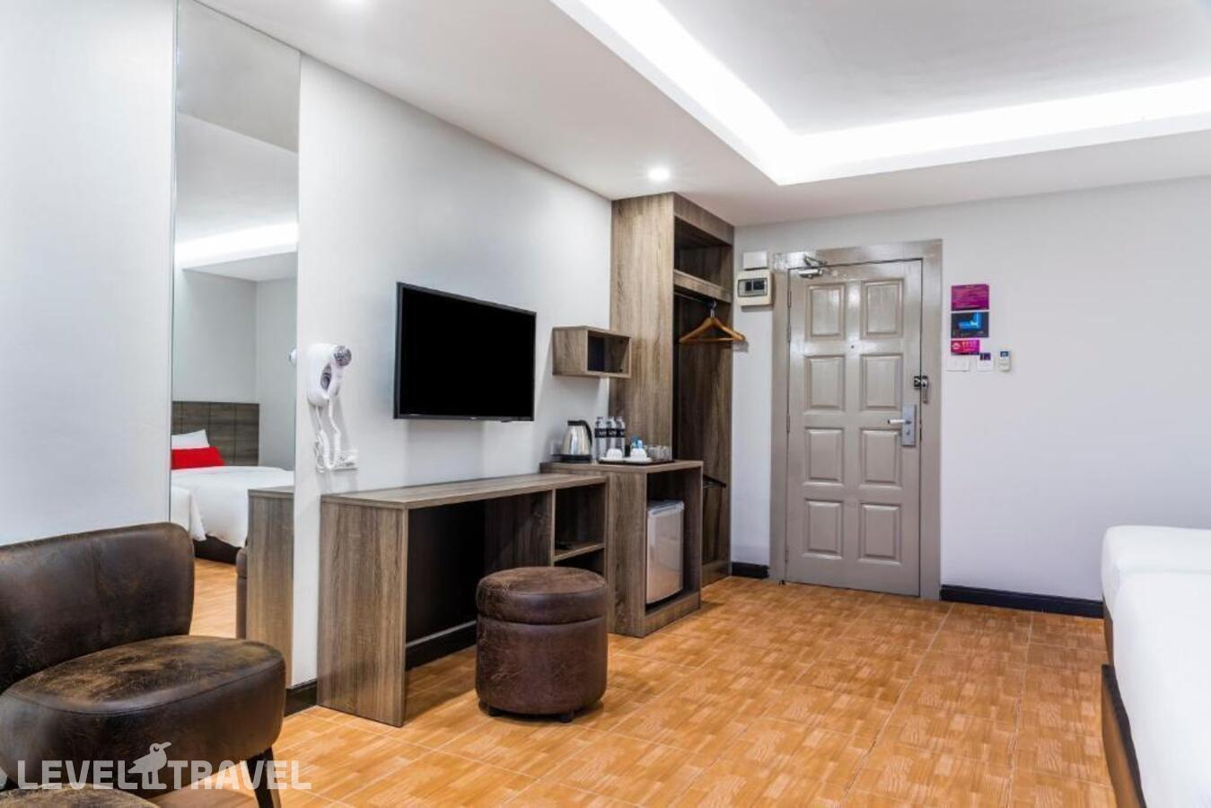 фотографии номера Семейный номер отеля Livotel Hotel Hua Mak Bangkok в Таиланд(Бангкок) - фото №5