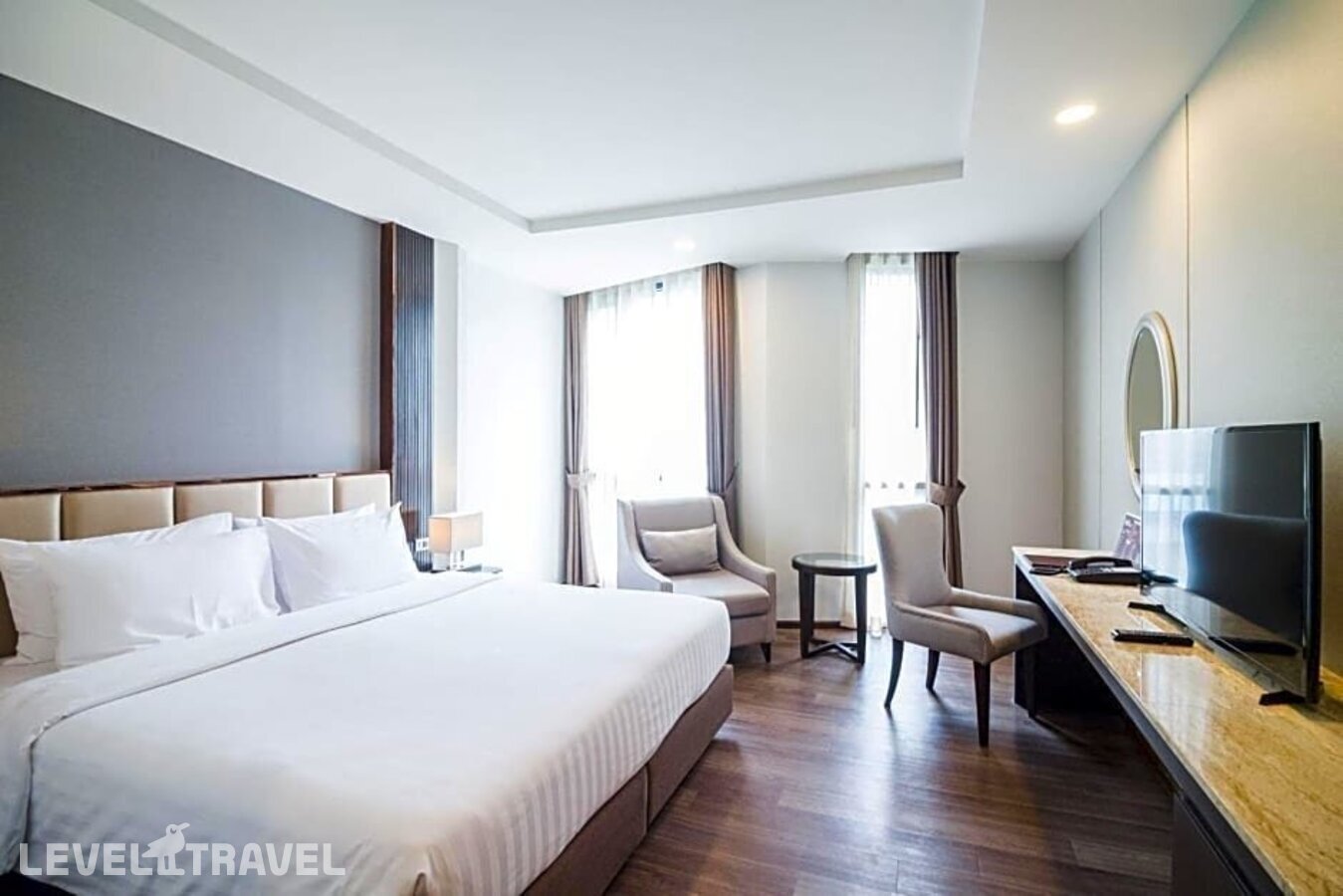 фотографии номера Улучшенный номер отеля SureStay Plus Hotel by Best Western Sukhumvit 2 в Таиланд(Бангкок) - фото №3