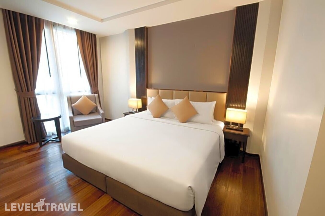 фотографии номера Улучшенный номер отеля SureStay Plus Hotel by Best Western Sukhumvit 2 в Таиланд(Бангкок) - фото №9