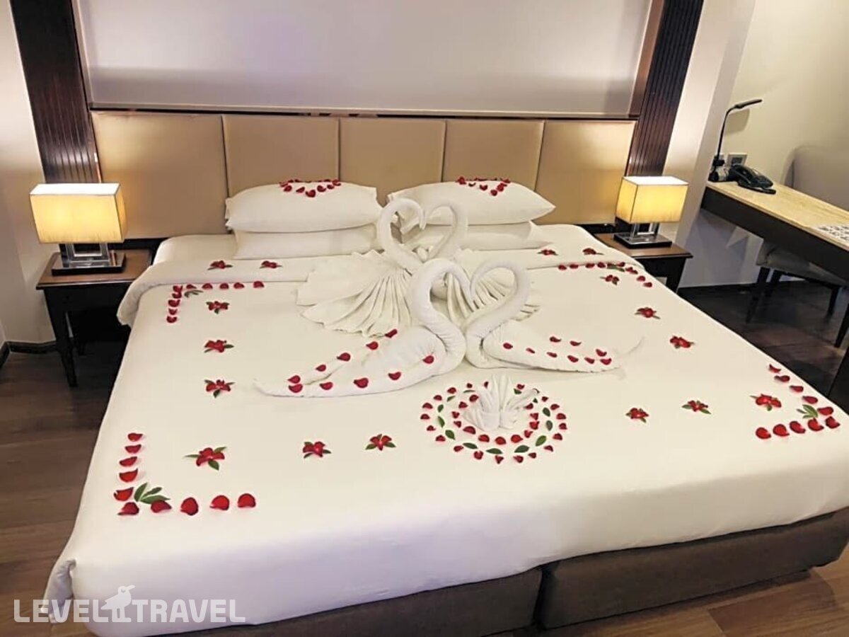фотографии номера Улучшенный номер отеля SureStay Plus Hotel by Best Western Sukhumvit 2 в Таиланд(Бангкок) - фото №2