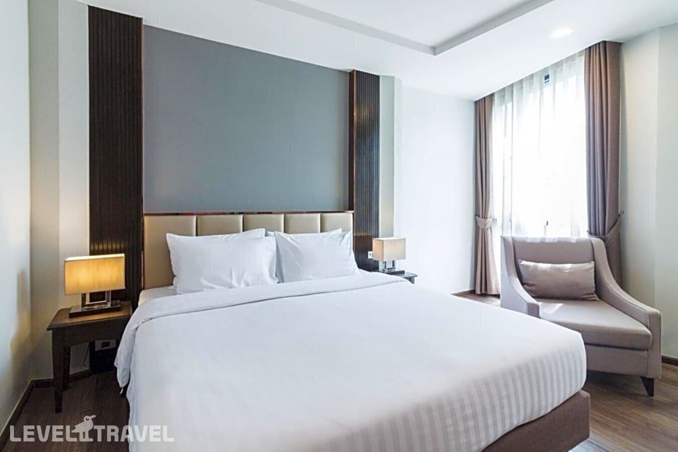 фотографии номера Улучшенный номер отеля SureStay Plus Hotel by Best Western Sukhumvit 2 в Таиланд(Бангкок) - фото №6