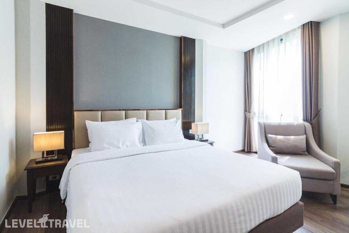 фотографии номера Делюкс отеля SureStay Plus Hotel by Best Western Sukhumvit 2 в Таиланд(Бангкок) - фото №12