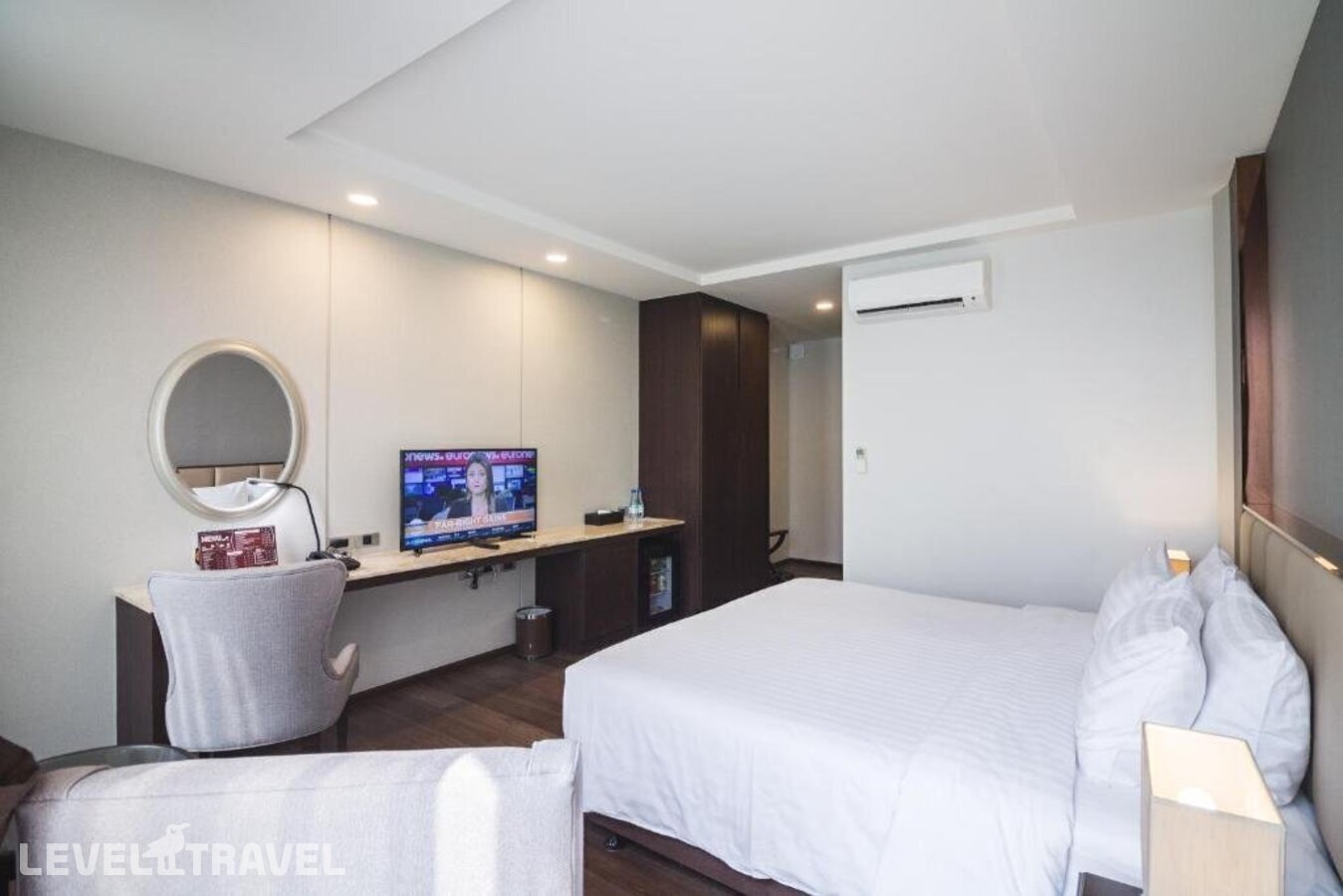 фотографии номера Делюкс отеля SureStay Plus Hotel by Best Western Sukhumvit 2 в Таиланд(Бангкок) - фото №10