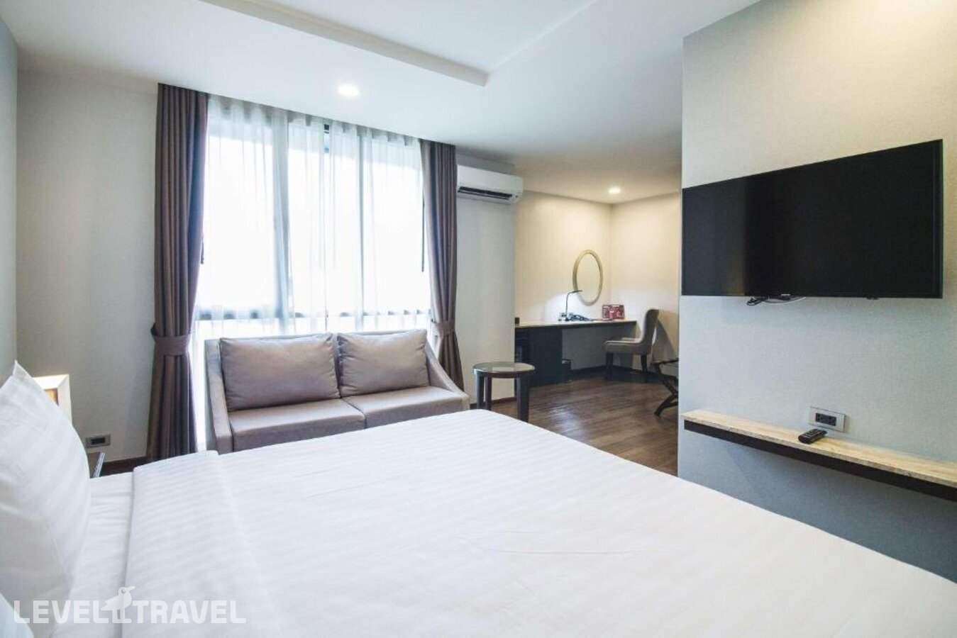 фотографии номера Делюкс отеля SureStay Plus Hotel by Best Western Sukhumvit 2 в Таиланд(Бангкок) - фото №6